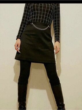 Milly Black A-Line Mini Skirt with Silver Chain Accent
